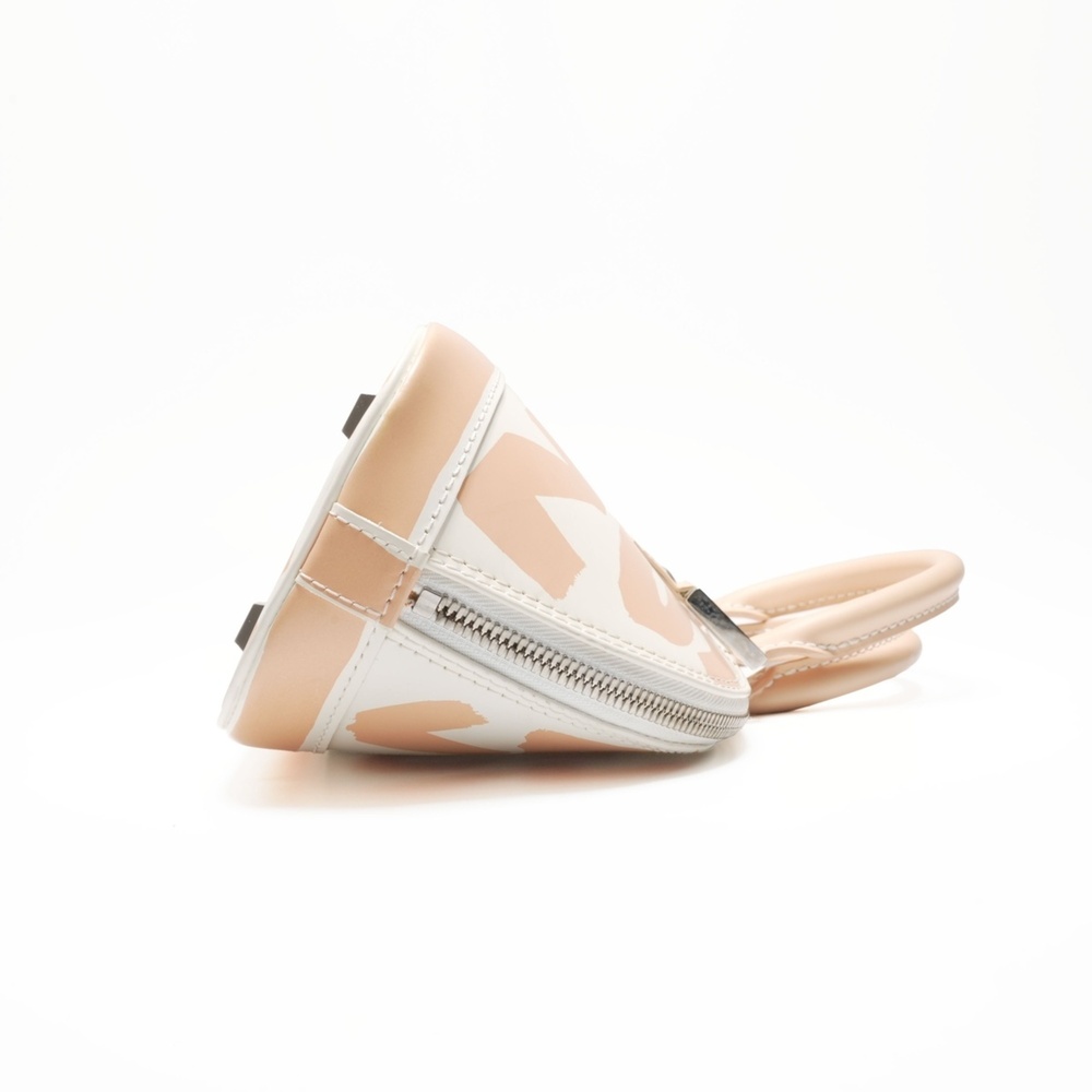 Louis Vuitton 2001 Graffiti Alma Horizontal Handbag in White and Beige - Picture 5 of 12